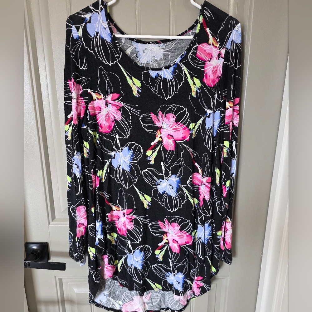 Apt. 9 Womans Large Bright Floral Long Sleeve Tunic Top